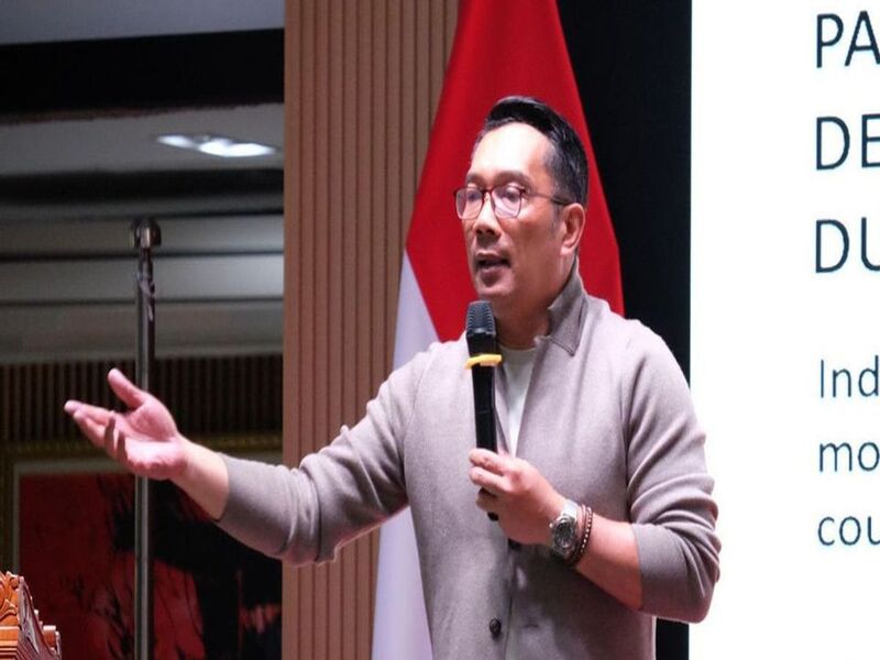 Ridwan Kamil Denies Knowledge of Corruption in BJB