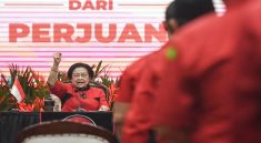 Megawati Delivers Political Guidance at PDIP Briefing Closing
