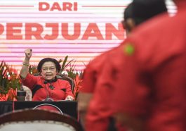 Megawati Delivers Political Guidance at PDIP Briefing Closing