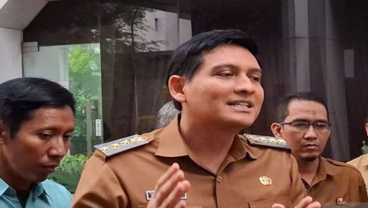 The Regent of Indramayu Politics and Ministry Sanction