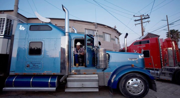 Mexican Truck Improve English to Meet U.S. Language Rules