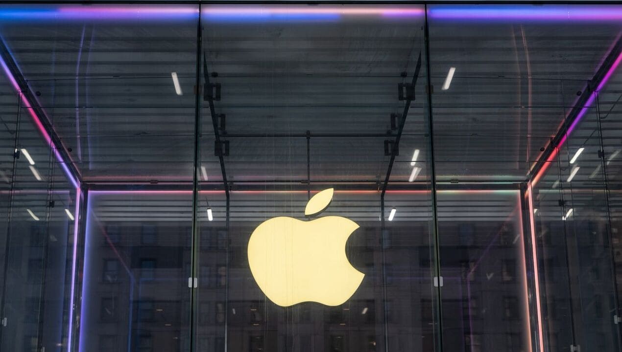Apple to Commit $100 Billion for U.S. Manufacturing