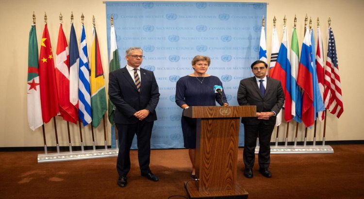 European Powers Urge Iran to Accept Deal to Delay UN Sanctions