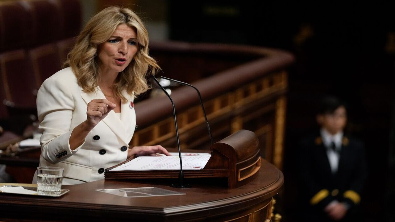 Political Context and Government Challenges